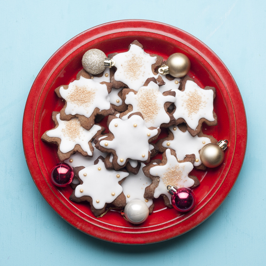 spiced christmas biscuits
